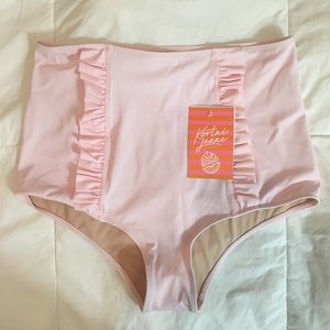 Kortni Jeane Down in Front Ruffle Bottom